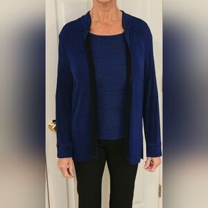 Chicos Travelers Jacket with Sleeveless shirt. Size 1 Blue